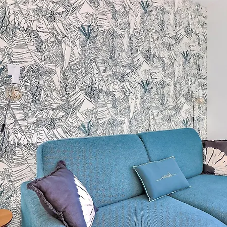 Blue De - Central - Balcon * Nîmes